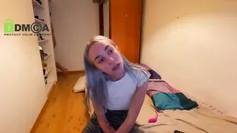 sashamike2000 cute slut fucks vaginal opening