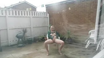 RipleySweet manyvids fascinating skin strips and pulls pussy