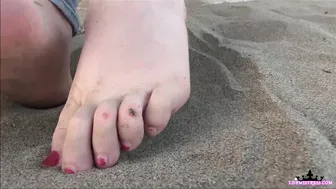 Goddess Isabel manyvids cute lady undresses in front of the camera