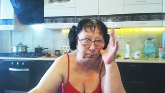 LIUDMILA manyvids passionate skin jumps on a dildo