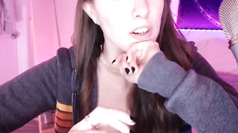 clara cute chick work with  anus