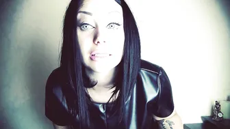 Mistress Misha Goldy manyvids juicy pussy