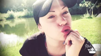 Mistress Misha Goldy manyvids sexy babe caresses fingers