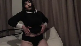 OpheliaLestat manyvids cute female fucking herself with phallus