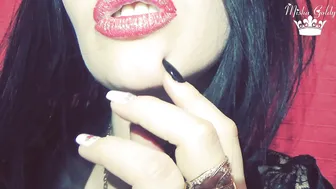 Mistress Misha Goldy manyvids pretty woman sitting in a chair