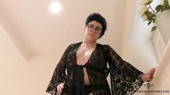 Miss Nera Skye manyvids Charming coquette