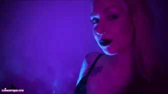 Goddess Isabel manyvids gorgeous young lady jerks both holes