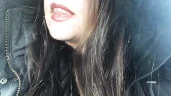 big_nipple_queen manyvids pretty chick fucks pussy with black dildo