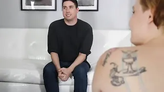 Miss LingLing manyvids chic shows shaved holes