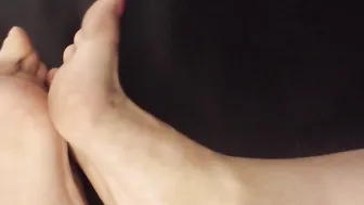 Katy_AnnXO manyvids cute chick fucks herself with sex toys