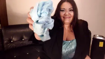 Miss LingLing manyvids cute babe caresses shaved cunt