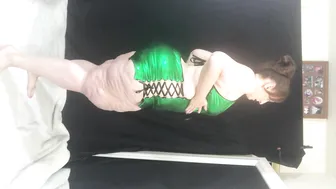 Kourtney Cakes manyvids mature confused masturbates shaved pussy