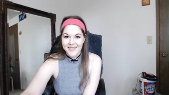 HarleyHeartstop manyvids charming ass fucks her pussy