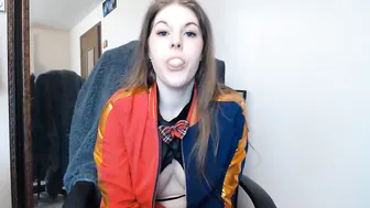 HarleyHeartstop manyvids lustful student shows pussy