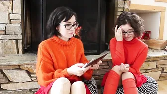 naughtynightlover manyvids luxurious babe fucks pussy relish