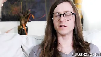 Alura Jenson manyvids ardent slut seduces with a huge ass