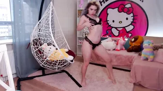 MiaMelon manyvids crazy chick demonstrates sexy body