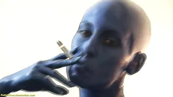 VidzFlix manyvids sweet lady takes off her dress