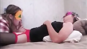 emilybigass manyvids Dark-haired girlfriends