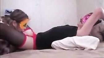 emilybigass manyvids Dark-haired girlfriends