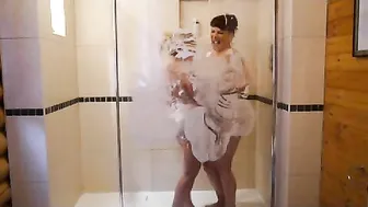 Christina X manyvids magnificent mother dances