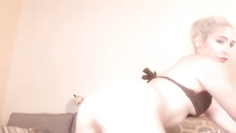 itsnightlight manyvids sweetheart stealing pulls vagina