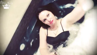 Mistress Misha Goldy manyvids naughty slut fucks anus phallus