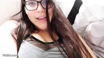 fitsid manyvids Pretty brunette