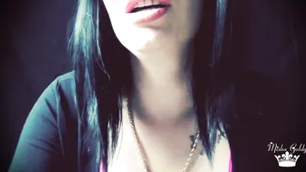 Mistress Misha Goldy manyvids cute young lady shows off beautiful tits