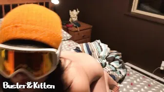 busterandkitten manyvids thick slut caresses  tits