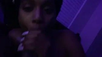 AusetDaDomme manyvids kinky babe posing solidly