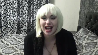 Mistress Misha Goldy manyvids buxom slut