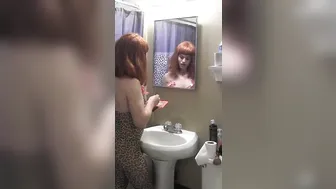 Tia Tizzianni manyvids crazy bitch fucks herself with fingers