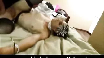 Tia Tizzianni manyvids big breasted harlot massages nipples