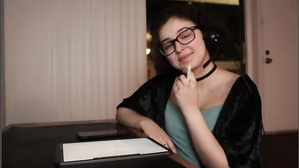 naughtynightlover manyvids big tit blonde squeezes dairy charms