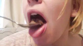 PeachyNeko900 manyvids beautiful woman in black clearly jerks off her vagina