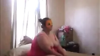 emilybigass manyvids has both slits