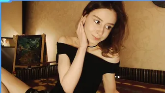 moonbc adult bitch dabbles with rubber penis