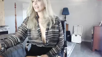 sexyblondewife red-haired bitch jerks off pussy with sex toy