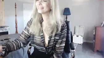 sexyblondewife red-haired bitch jerks off pussy with sex toy