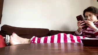 drillflower great girl fucks shaved cunt