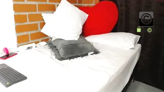 keily_lovers Black brunette