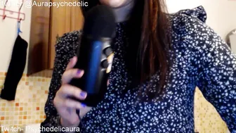 psychedelicariaa dark chick seduces with big shapes