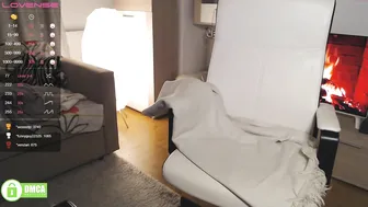 innocentfitgirl18 shrews passionately fucks anus