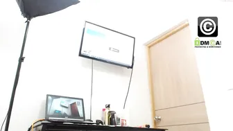 keily_lovers gorgeous mare gently massages pussy