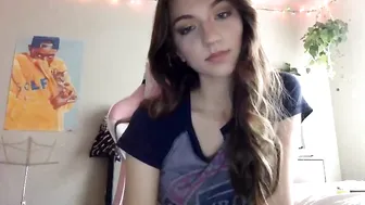 Maggiechare Hot brunette