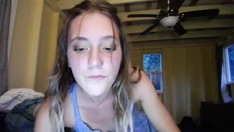 zoe_kitty666 in fries