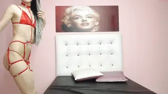 dave_criss black-haired beauty inimitably caresses herself