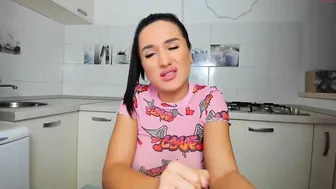 sarahadams cute bitch bares shaved holes