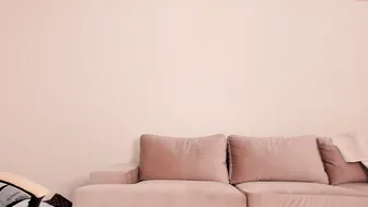 bestassx naughty nipple exposes her body